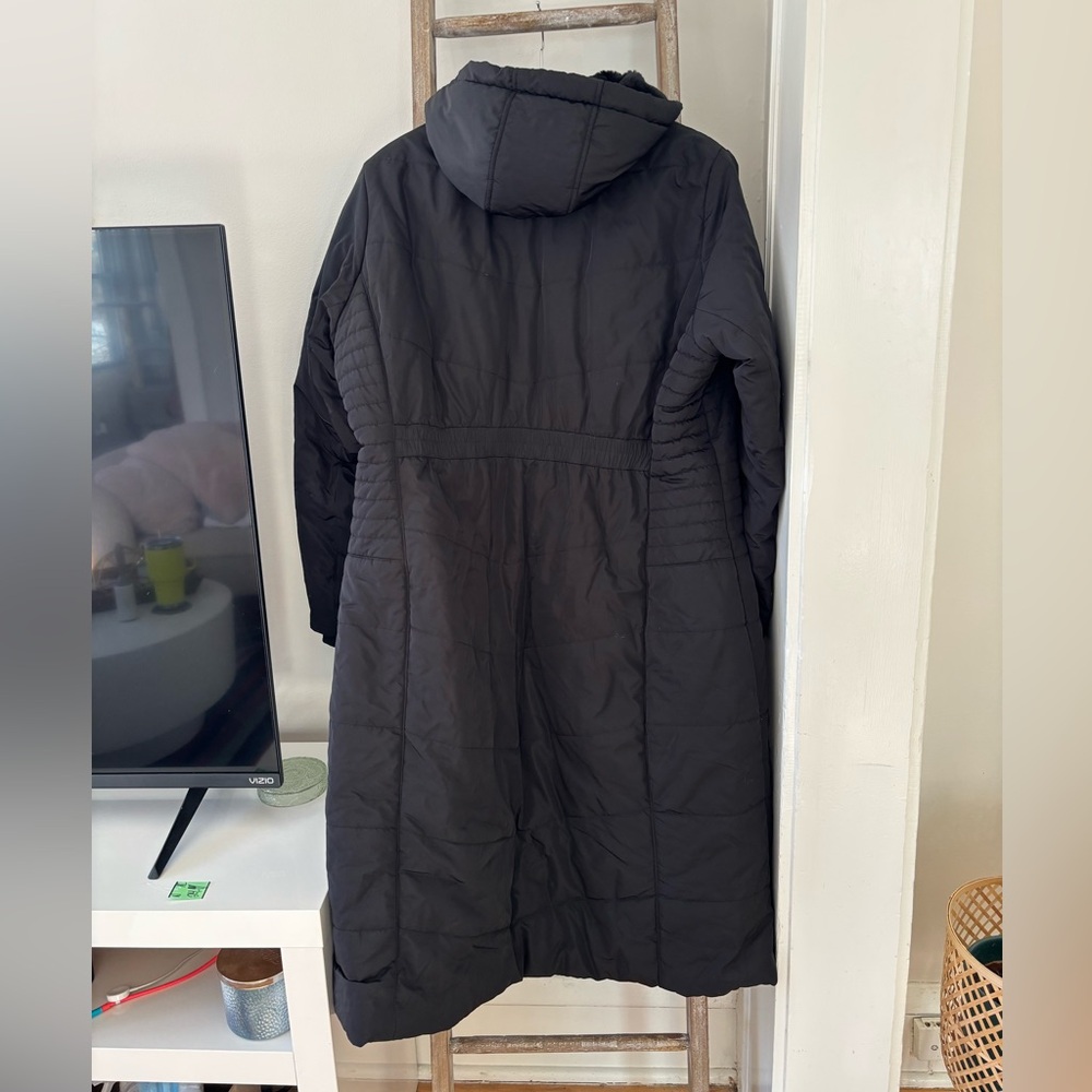 Torrid Black Faux Fur Hooded Longline Puffer Coat - Picture 9 of 11